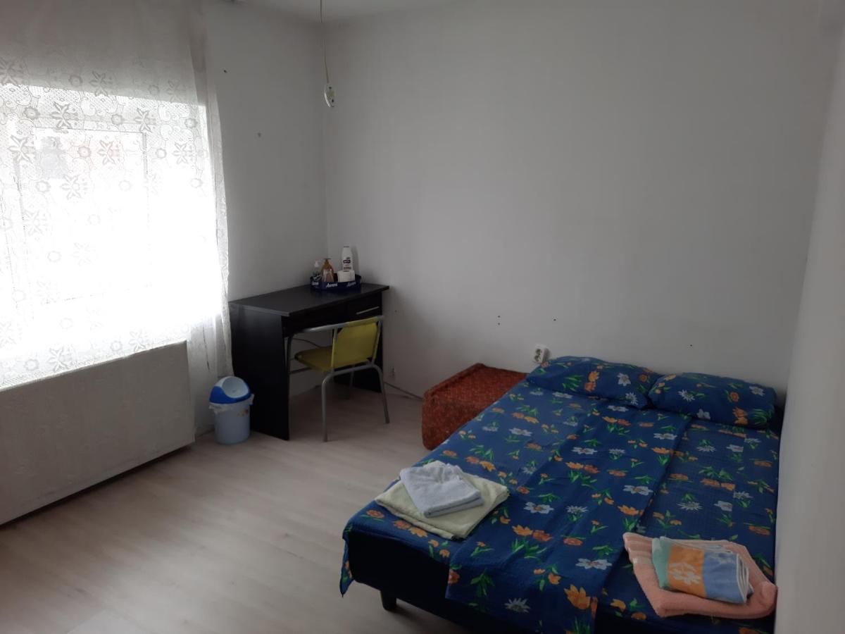 Casa Cu Curte Hotel Brasov Luaran gambar