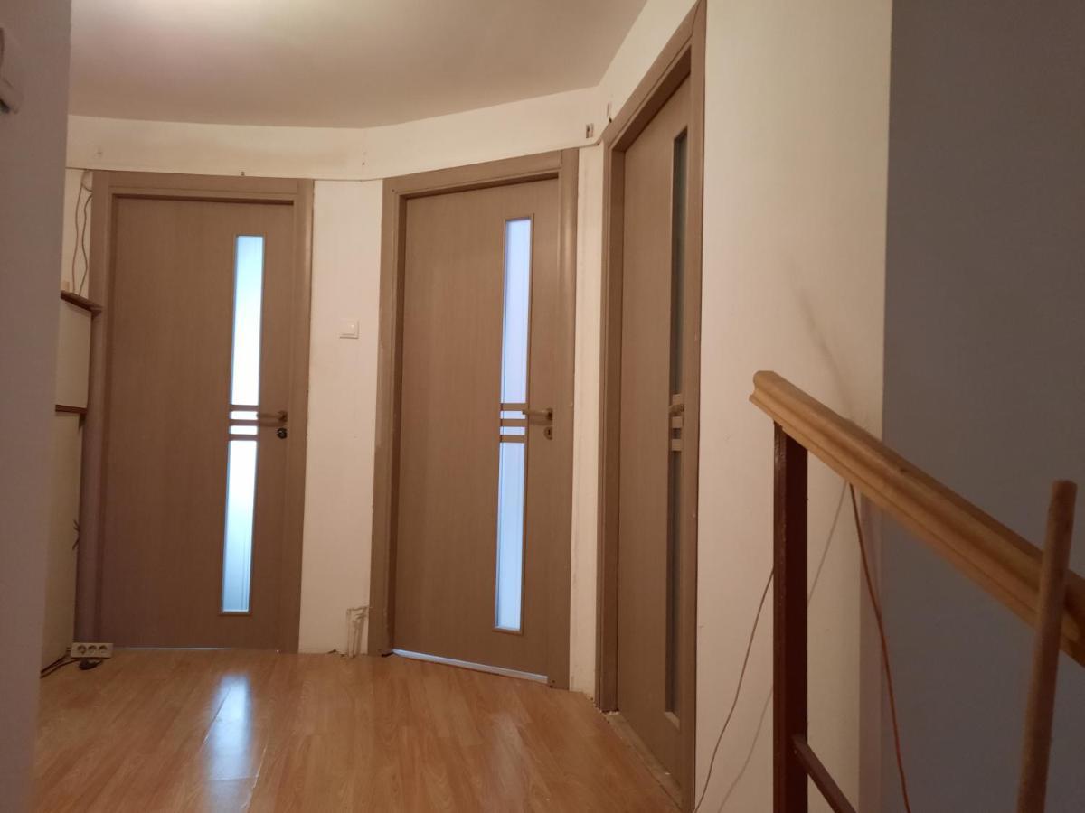 Casa Cu Curte Hotel Brasov Luaran gambar